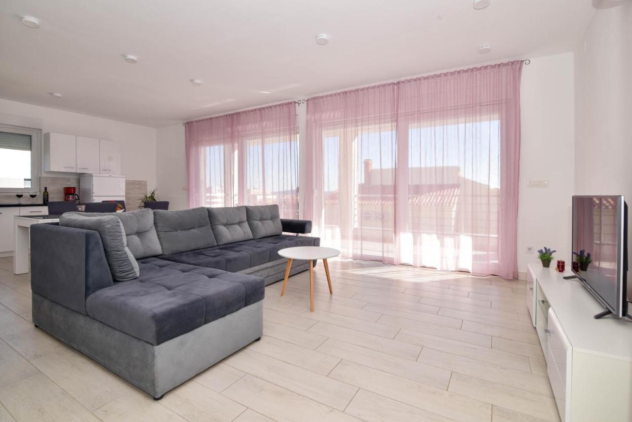 Apartment Deluxe Villa Carlotta Zadar Eksteriør billede