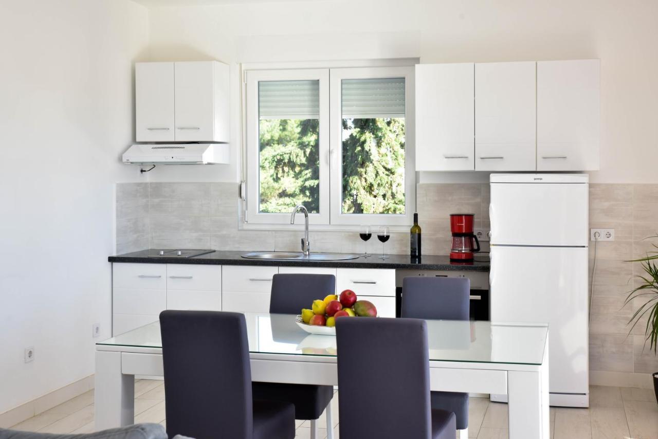 Apartment Deluxe Villa Carlotta Zadar Eksteriør billede