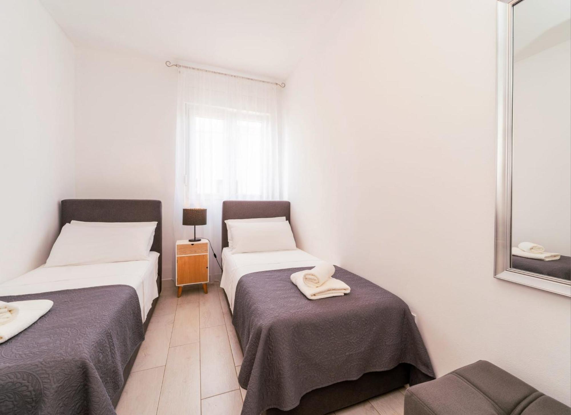 Apartment Deluxe Villa Carlotta Zadar Eksteriør billede